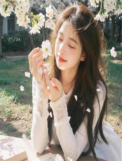 《重生后,安小姐又美又飒》评分测评：是否值得花时间观看的深度解构分析